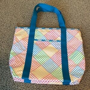 LeSportsac Tote Bag and Pouch in EUC